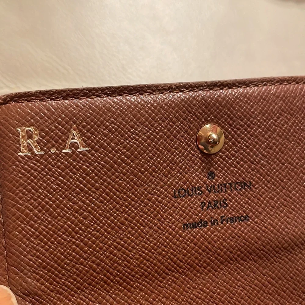 Louis Vuitton Elise Trifold Wallet - Picture 8 of 11